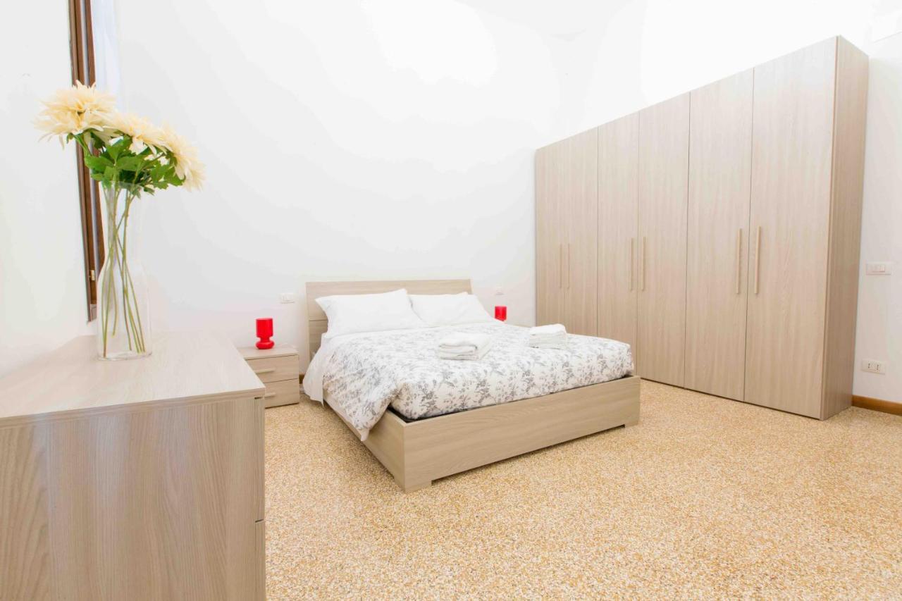 Ca Cicogna Air Conditioning And Fast Wifi, Location * Venecia